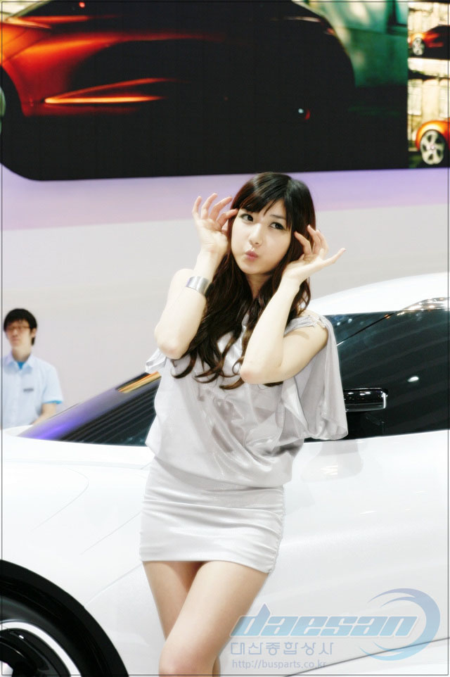 레이싱모델01.jpg